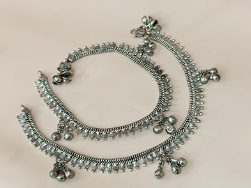 Nida Ghungru Anklet – Pair | 14 Inches | Oxidised German Silver For Women